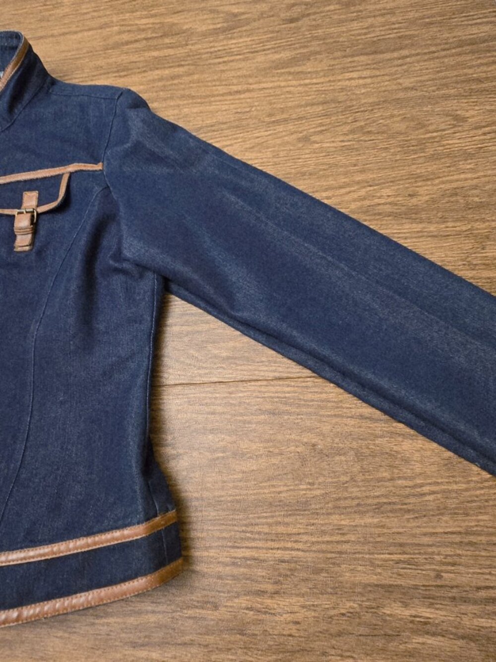 METROStyle Women's Navy Denim Long Sleeves Jacket w/Faux Leather Trim - Size 12 - Picture 9 of 11